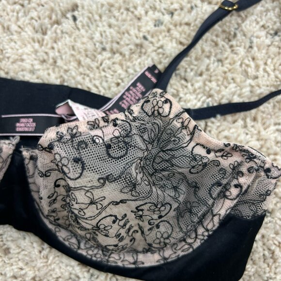 Victoria's Secret VERY SEXY Lace Unlined Demi Bra Set With Panties Valentines - Picture 3 of 12